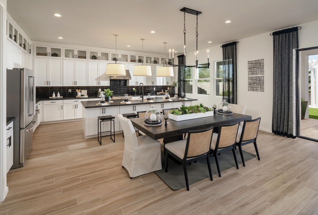 modern farmhouse kitchen and breakfast nook